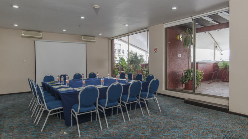 Holiday Inn & Suites Mexico Zona Reforma By Ihg Екстер'єр фото